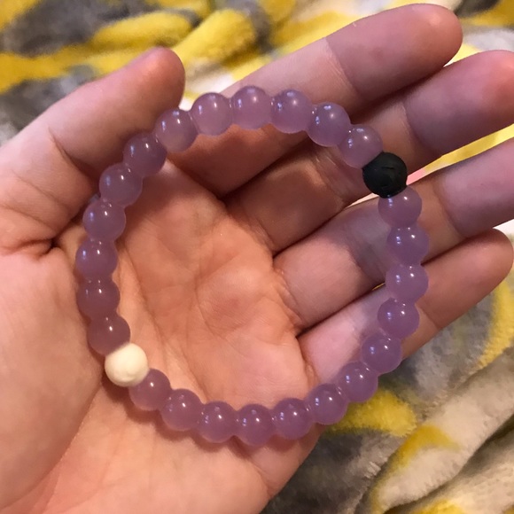 Lokai bracelet set of 4 - Picture 3 of 5